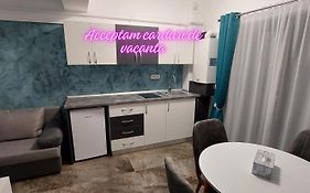 Anelisse Apartments